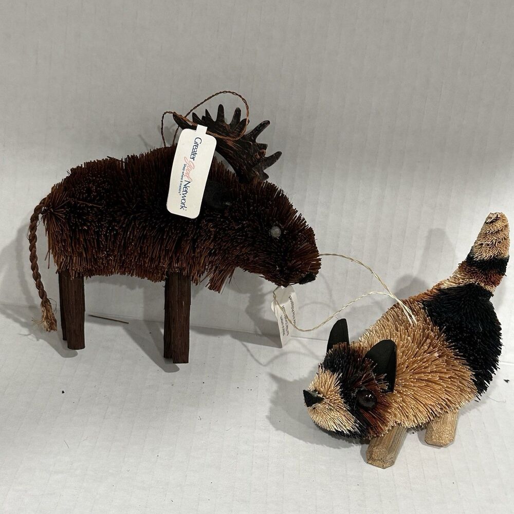 New w/ Tags Buri Fiber Brush Art Moose and Cat Animal Ornaments 5" - Philippines